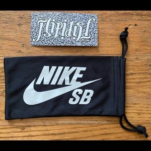 NIKE SB GLASSES CASE POUCH BLACK  SUNGLASSES BAG